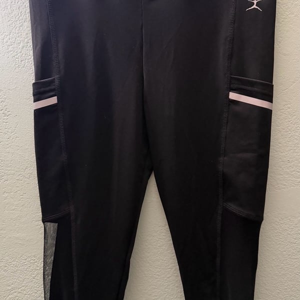 Danskin Now Women’s Large Black Capri Leggings Side Pockets Mesh NWT