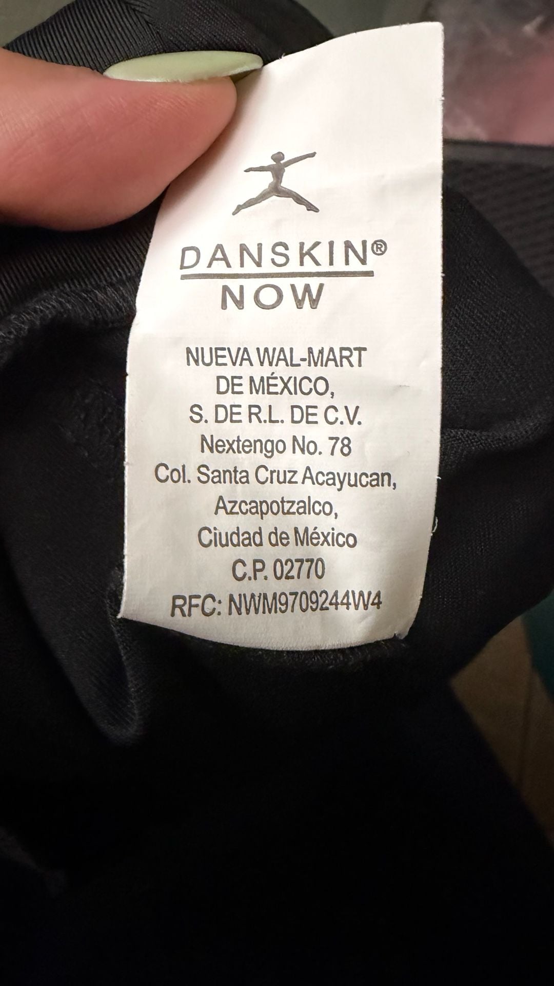 Danskin Now Women’s Large Black Capri Leggings Side Pockets Mesh NWT 6