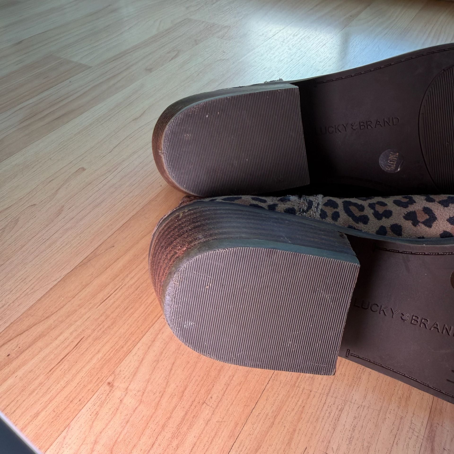 Lucky Brand Fhuna Leopard Cheetah Animal Print Zip Suede Ankle Booties Sz 7 7