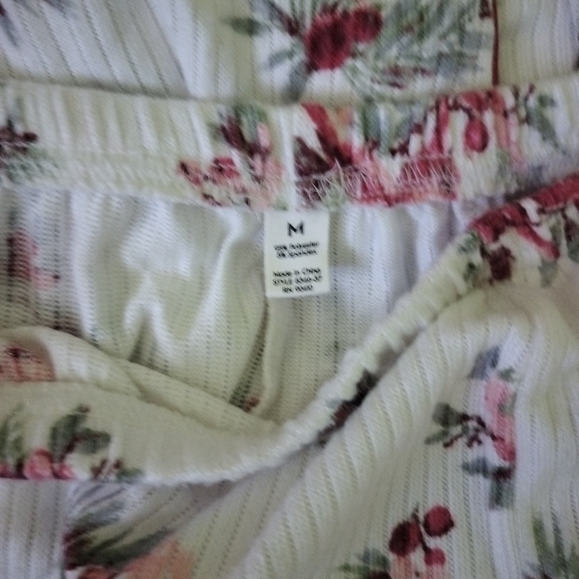 Laura Ashley Long Sleeve Pajama Set White Floral Cardinal Print Medium 3