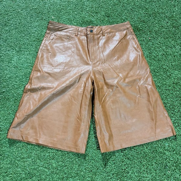 Hidden Season Brown Faux Leather Bermuda Shorts Size 2XL