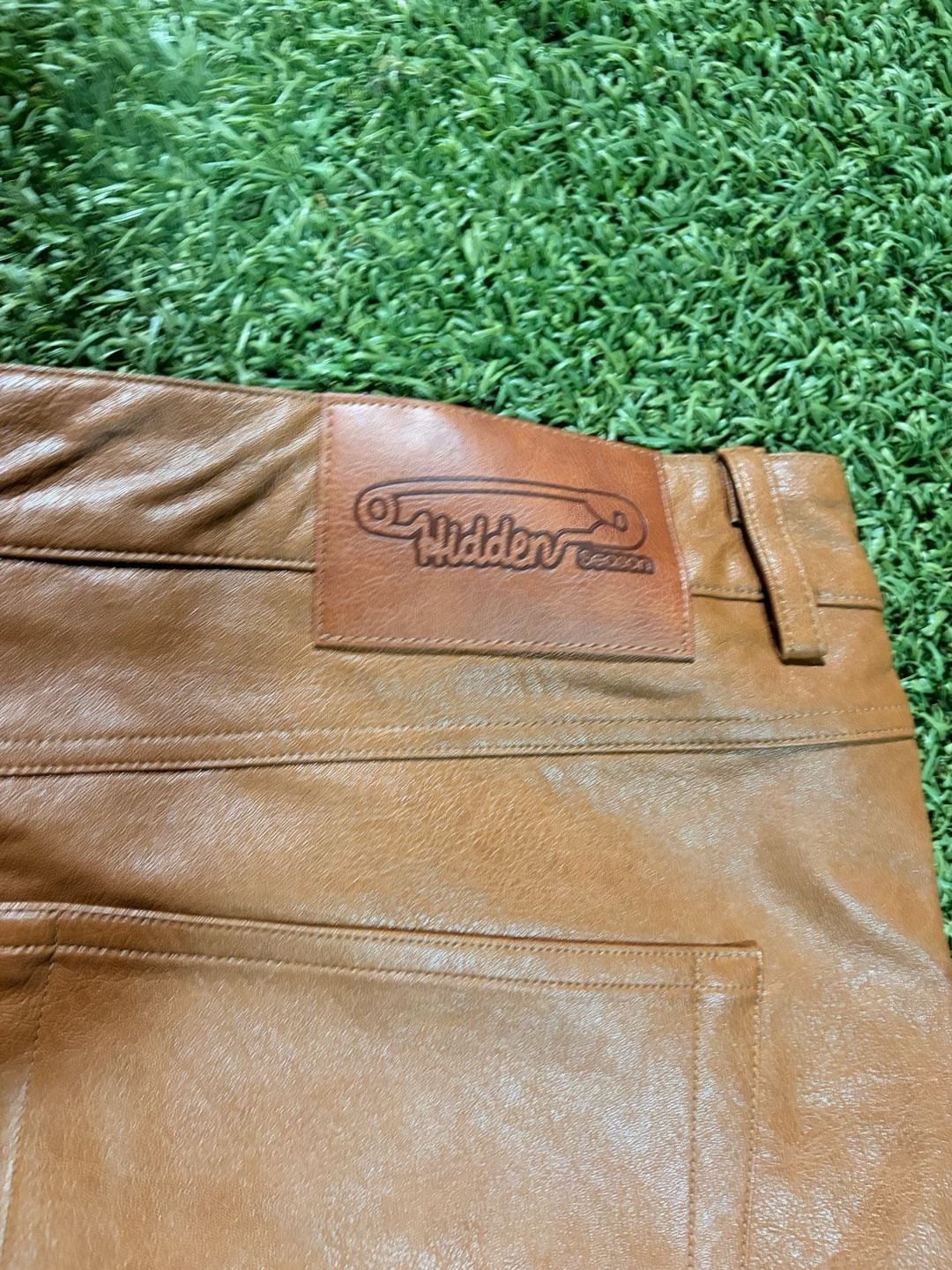 Hidden Season Brown Faux Leather Bermuda Shorts Size 2XL 4