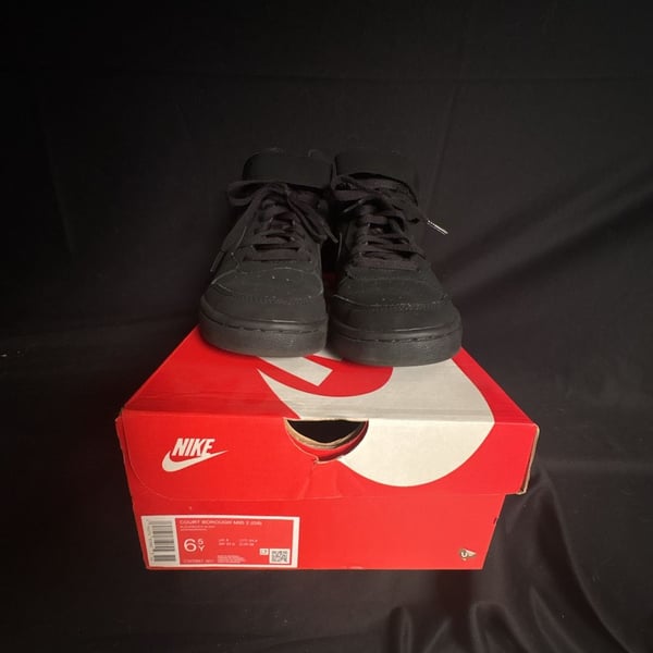 Nike Court Borough Mid 2 Black/Black/Black Youth Size 6.5Y