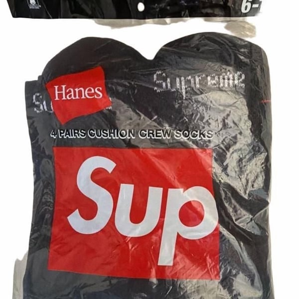 Supreme Hanes Socks (4 Pack) Black –