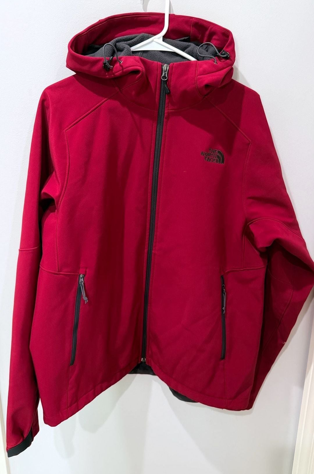 Men’s The North Face Jacket: Apex Bionic Hooded Softshell Jacket - Large 2