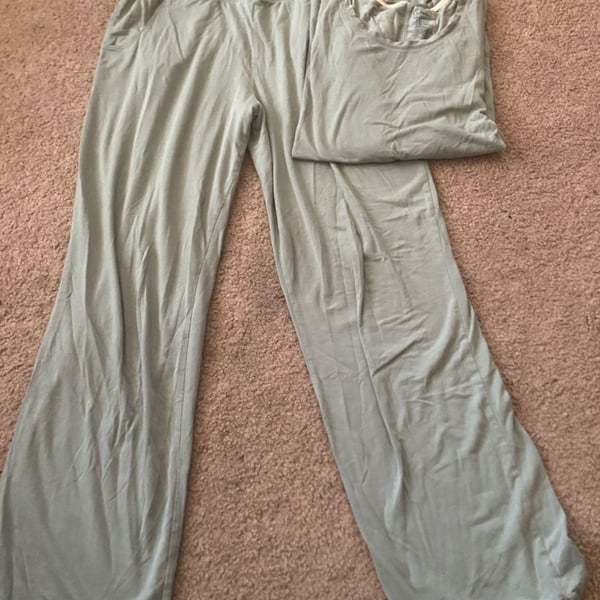 L.L.Bean Shrink-Free Organic Cotton/Modal Lounge Set- small