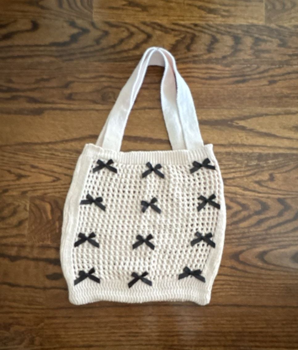 Knitted Mesh Shoulder Bag with Black Bows Crochet Handbag 2