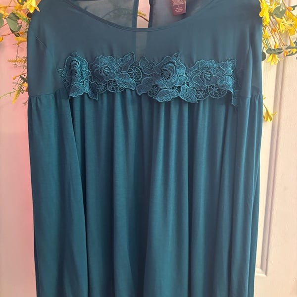 Kate & Mallory Teal Green Bell Sleeve Floral Lace Yoke Top