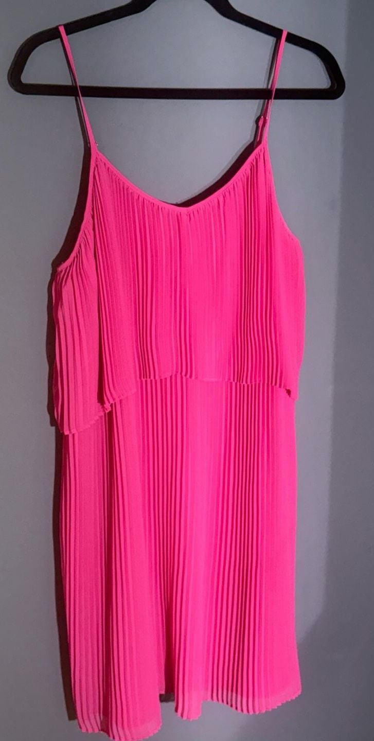 BCBGeneration Barbie Pink Pleated Tiered Mini Dress Large Spaghetti Strap 2