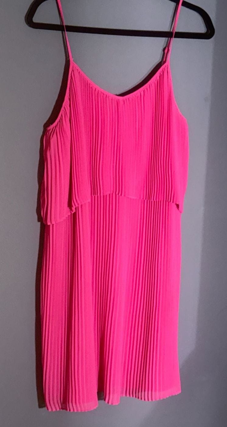BCBGeneration Barbie Pink Pleated Tiered Mini Dress Large Spaghetti Strap 3
