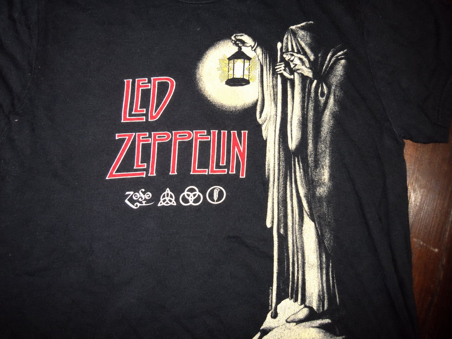 Led Zeppelin Hermit Wizard Zoso Black Graphic T-Shirt Small 4