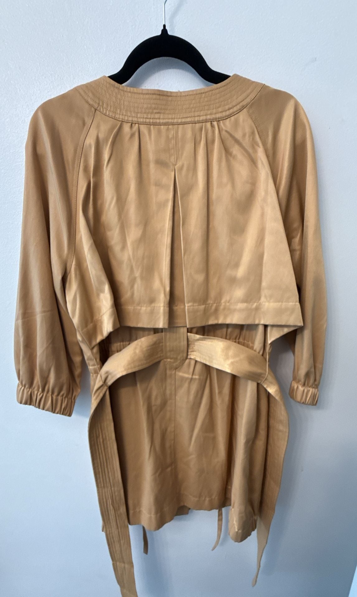 Terry Lewis Classic Luxuries Women's Beige Belted Jacket Size M NWT 6