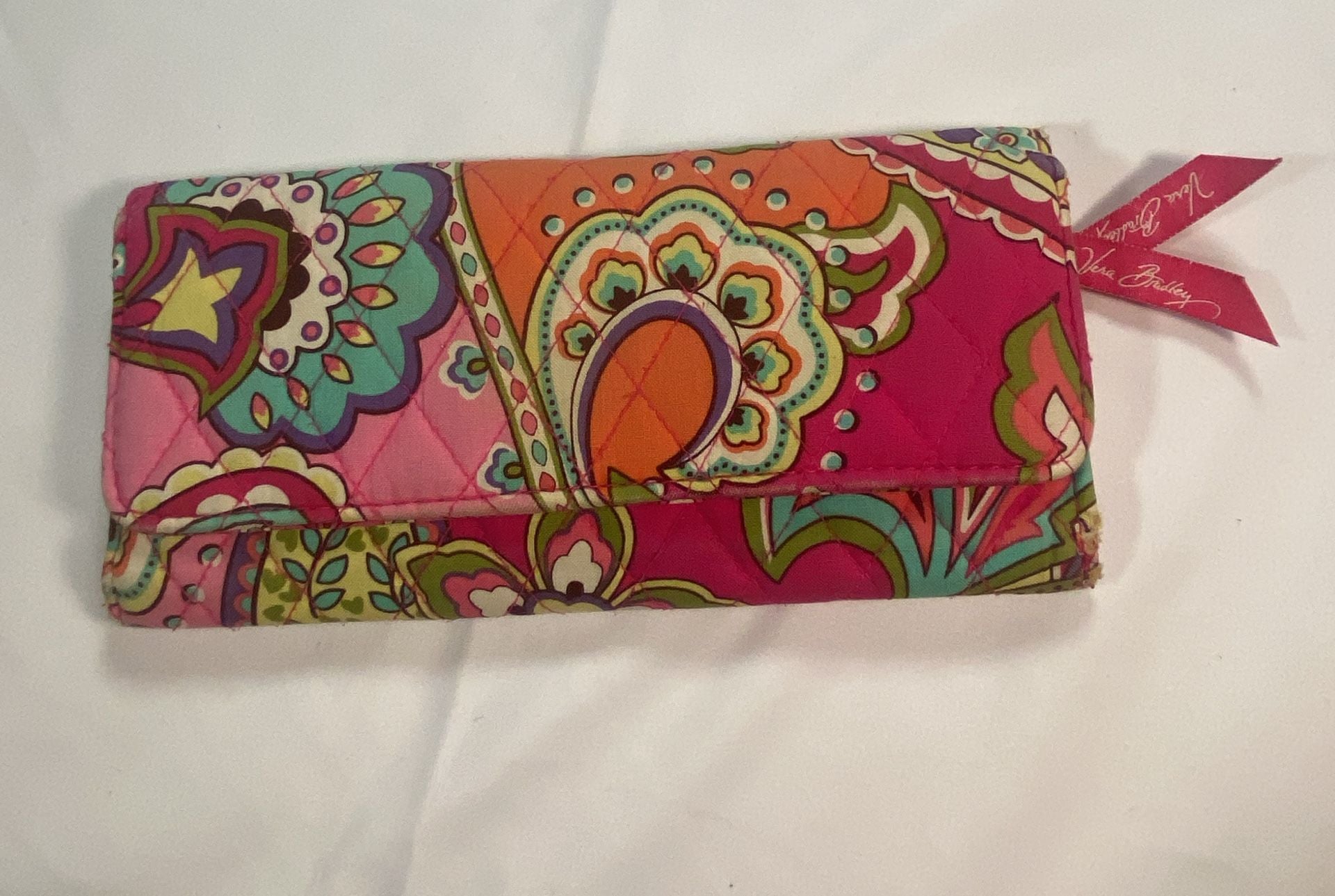 Vera Bradley Quilted Cotton Trifold Wallet in Pink Swirls Pattern 2
