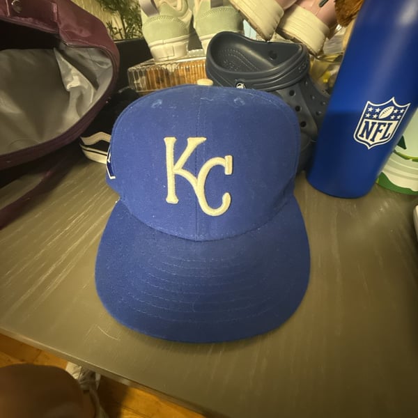 New Era Kansas City Royals 9FIFTY Snapback Hat Medium-Large