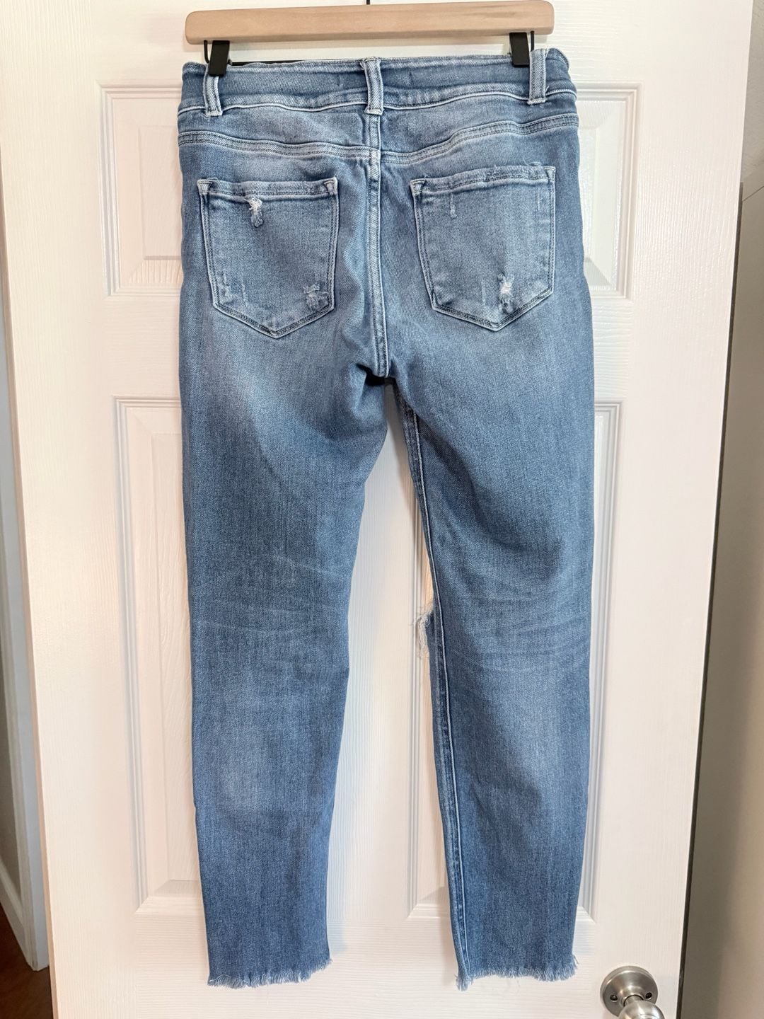 Flying Monkey Mid Rise Skinny Distressed Ripped Jeans Style Y3685L Size 28 3