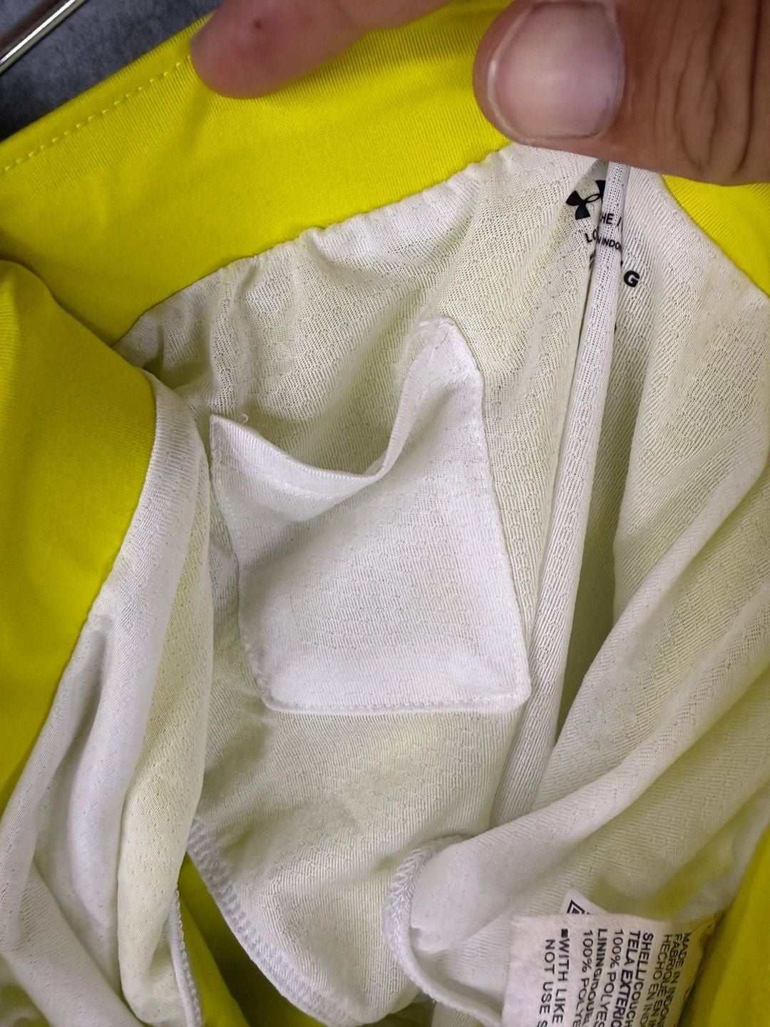 Under Armour Women's Fly By 2.0 Running Shorts Yellow Size Large 7