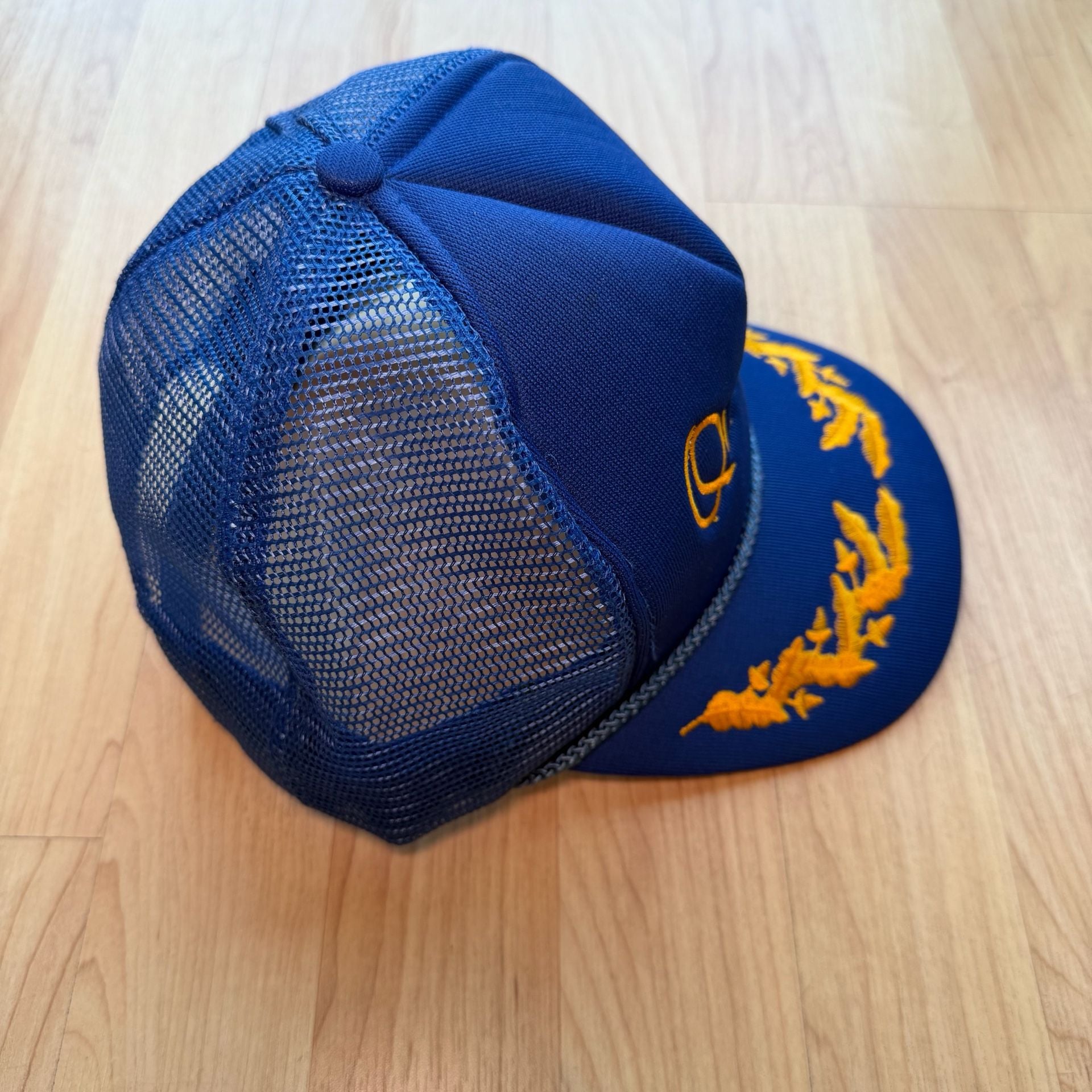Vintage 80s Quantum Fishing Team Trucker Hat Snapback Blue Gold Cap 3