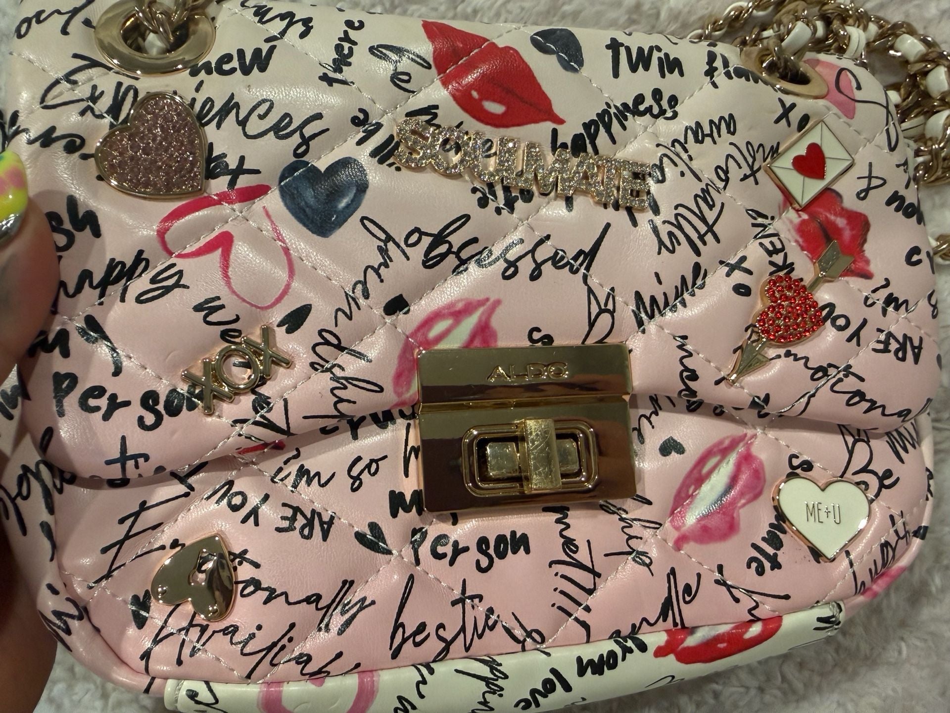 ALDO “I’m Not YourSoulmate.” Lovenote 💓 Quilted Crossbody purse 5