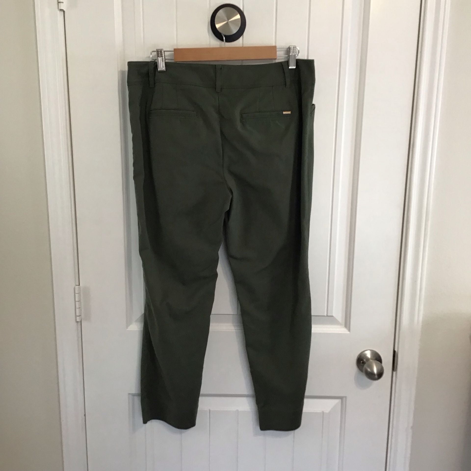 White House Black Market Slim Ankle Pants Size 12 Olive Green Office Travel 4