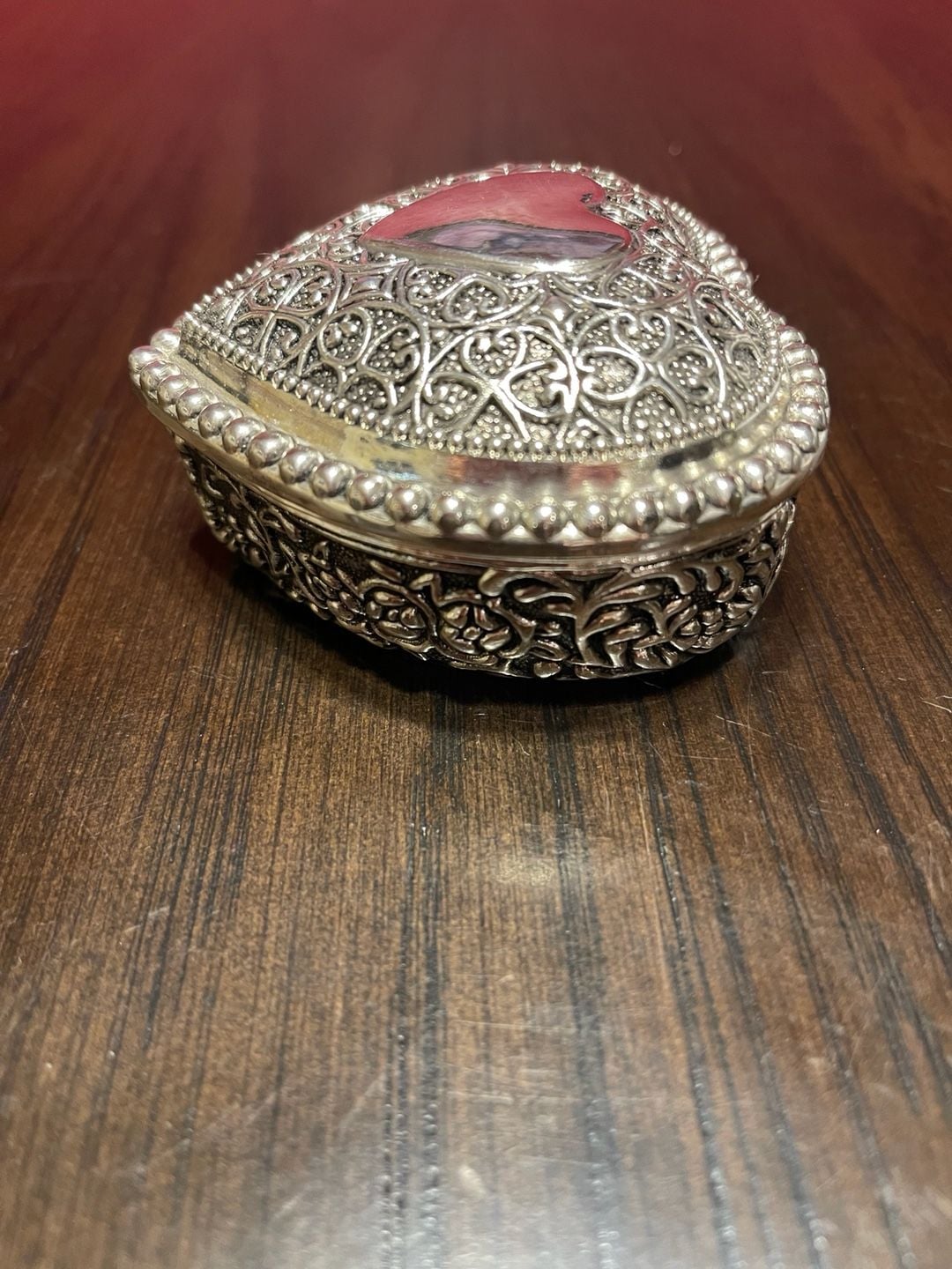 Vntg Silver Plated Heart-Shaped Trinket Box w/ Velvet Lining & Filigree Design 5