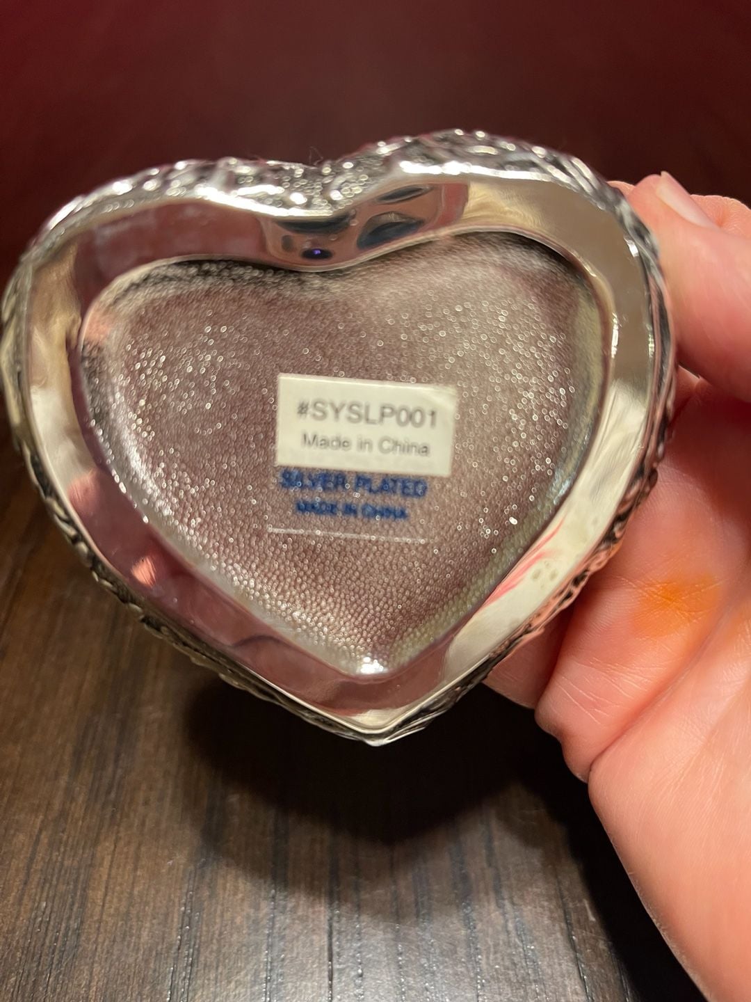 Vntg Silver Plated Heart-Shaped Trinket Box w/ Velvet Lining & Filigree Design 9