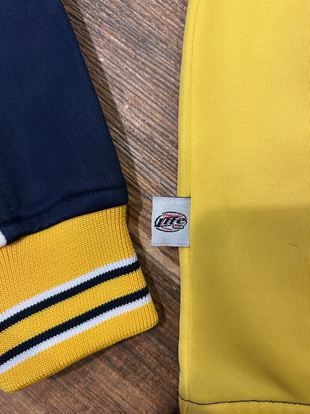 Roundpoint Vintage Miller Lite Zip Up Sweater Jacket Navy Yellow Size 2 7