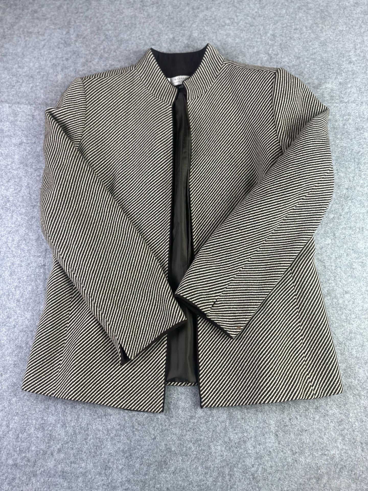 Tahari Arthur S. Levine brown cream striped 1