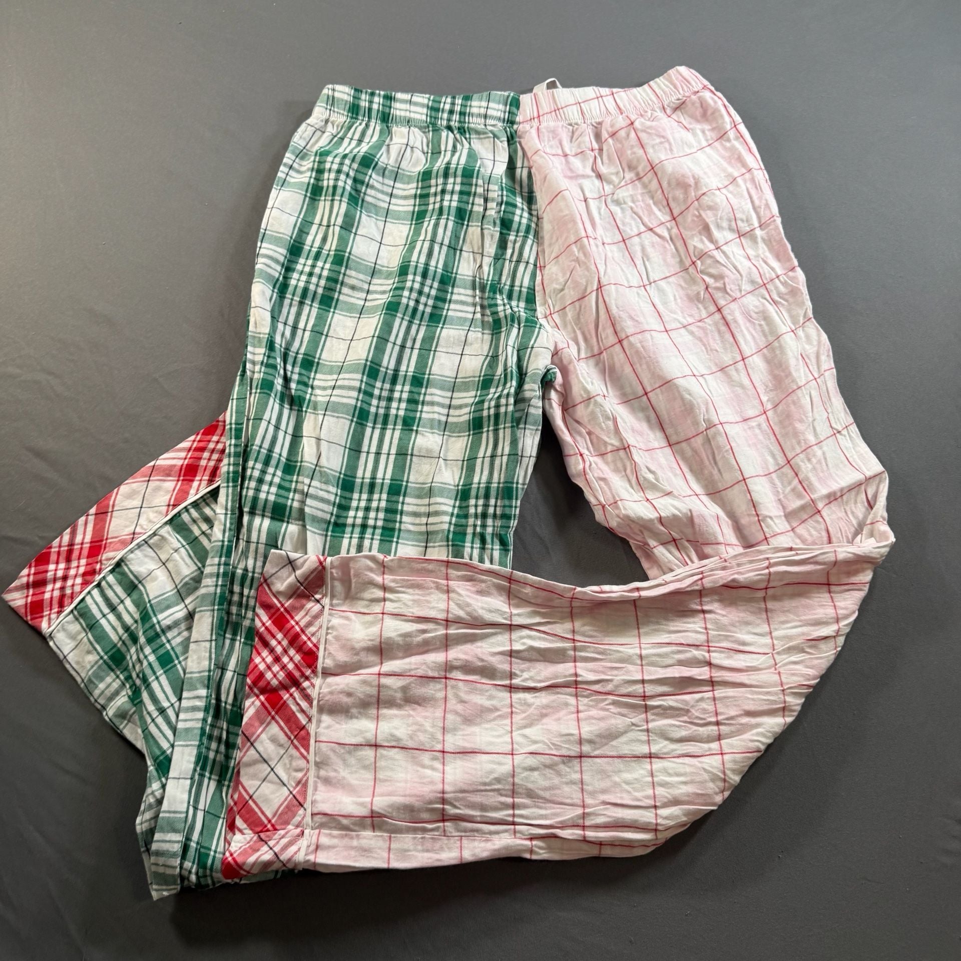 Victoria’s Secret Patchwork Plaid Pajama Pants Women’s M Holiday Christmas 5