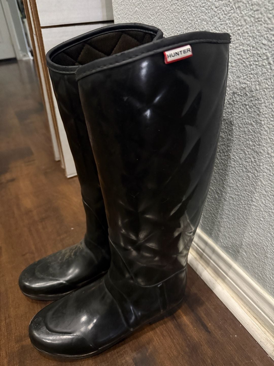 Hunter Women's Refined Quilted Tall Waterproof Rain Boots Black 3