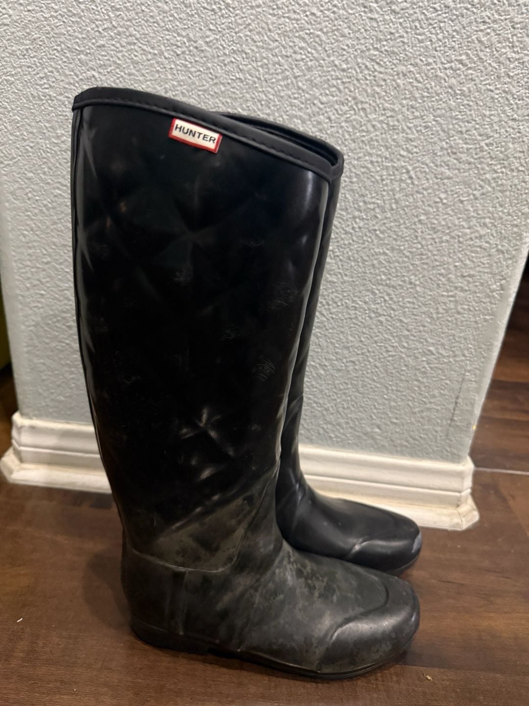 Hunter Women's Refined Quilted Tall Waterproof Rain Boots Black 7