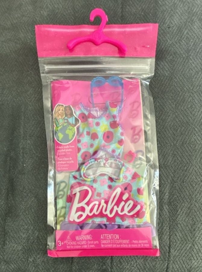Barbie Complete Looks Floral Print Dress and Sunglasses Pack 1