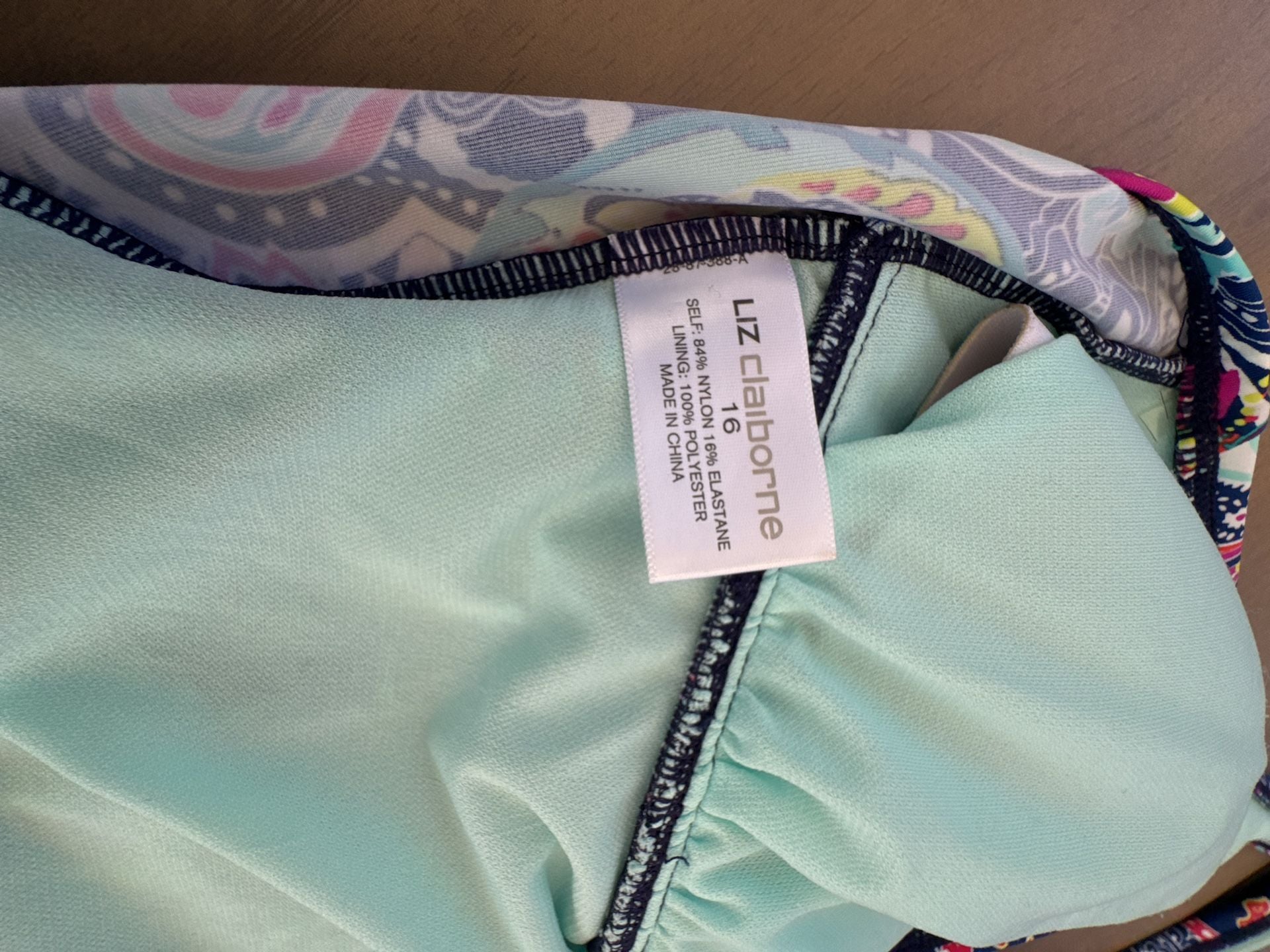 Liz Claiborne Paisley & Floral Print One Piece Halter Swimsuit Ruched 9