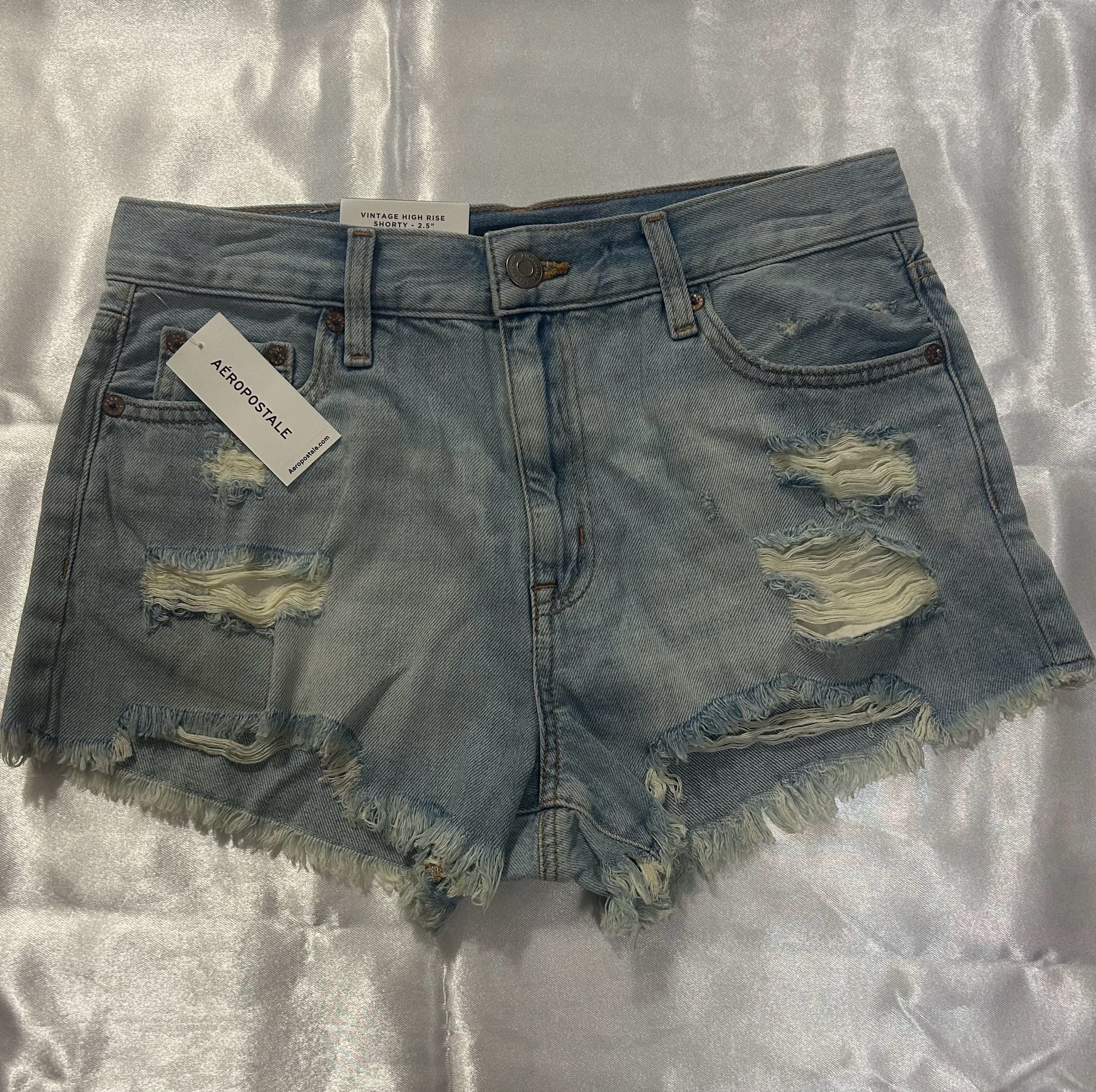 Aeropostale Vintage High Rise Shorty Distressed Denim Shorts 2.5" 2