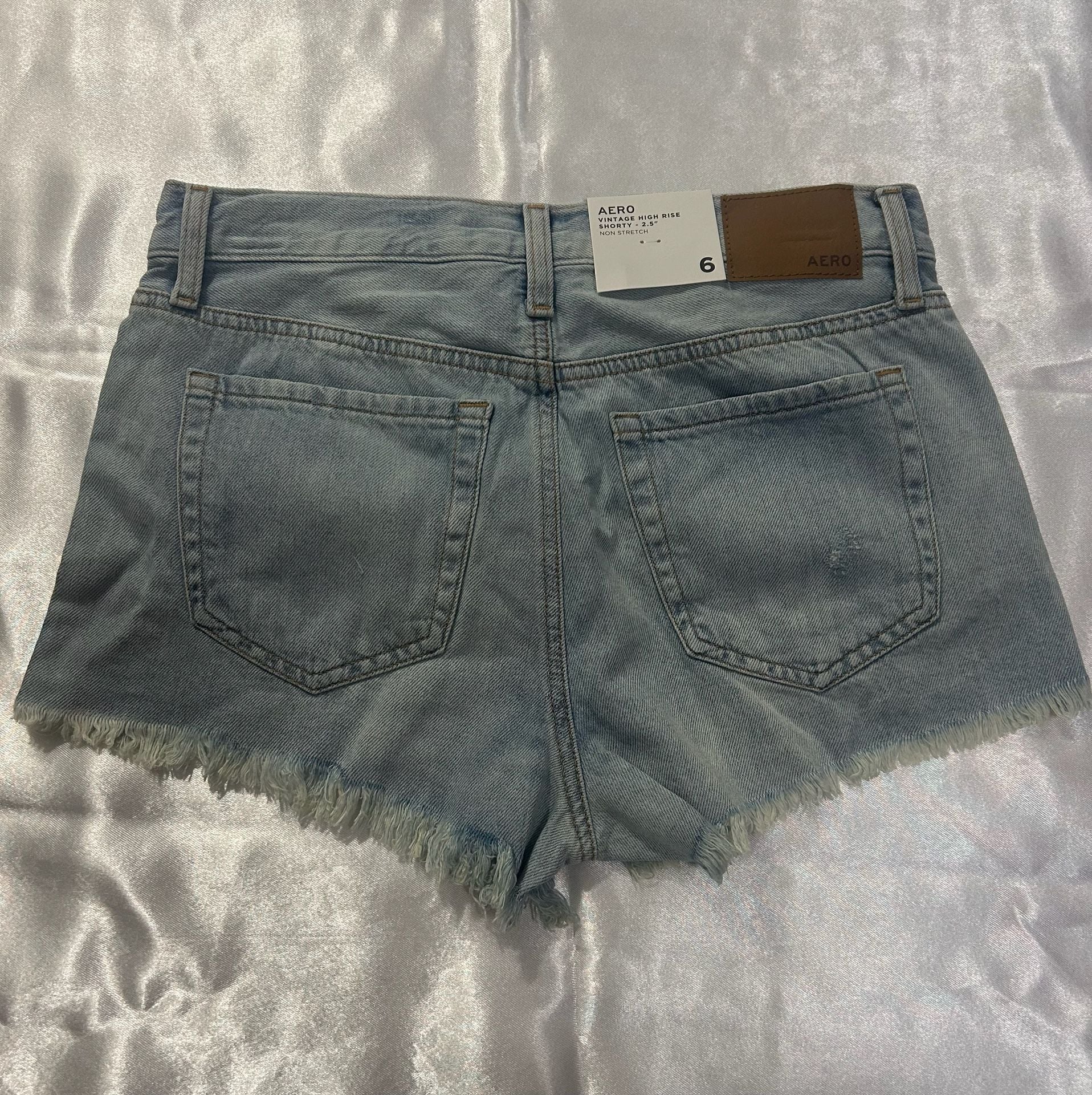Aeropostale Vintage High Rise Shorty Distressed Denim Shorts 2.5" 3