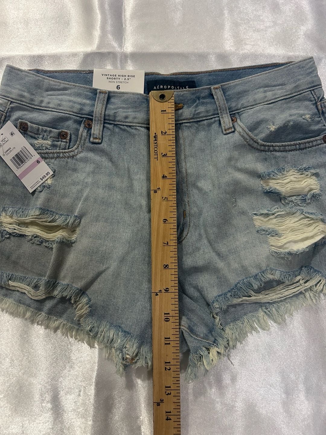Aeropostale Vintage High Rise Shorty Distressed Denim Shorts 2.5" 8