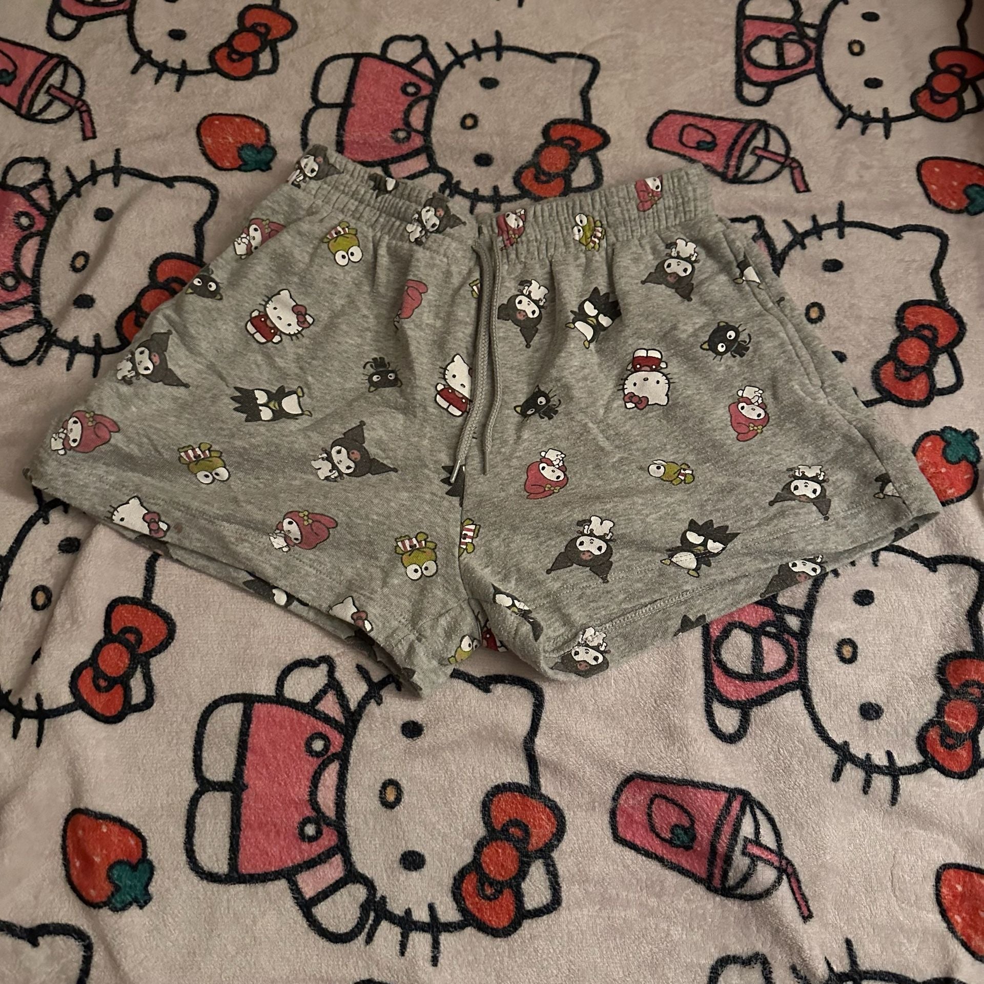 Sanrio Hello Kitty and Friends All-Over Print Gray Sweat Shorts 2