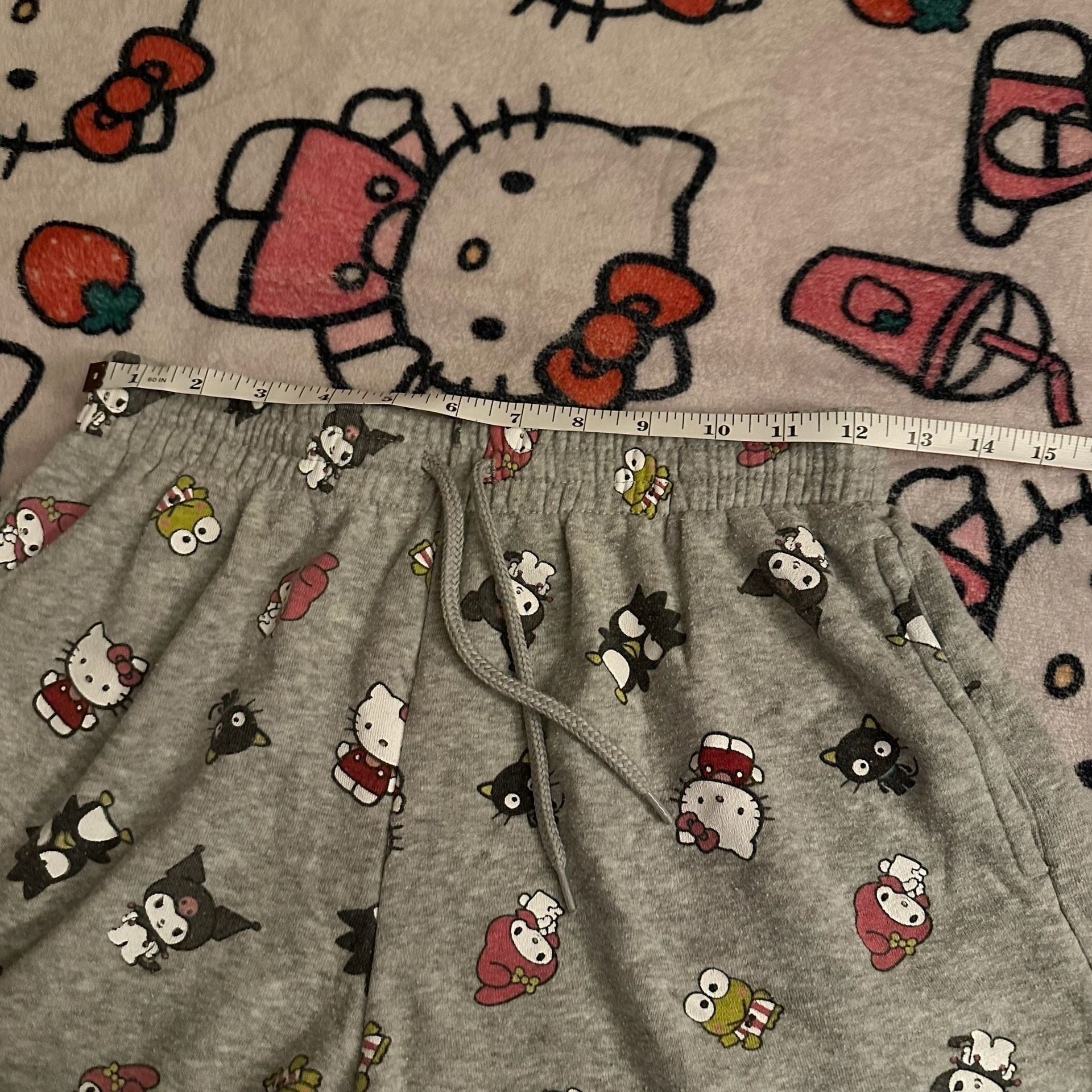 Sanrio Hello Kitty and Friends All-Over Print Gray Sweat Shorts 4