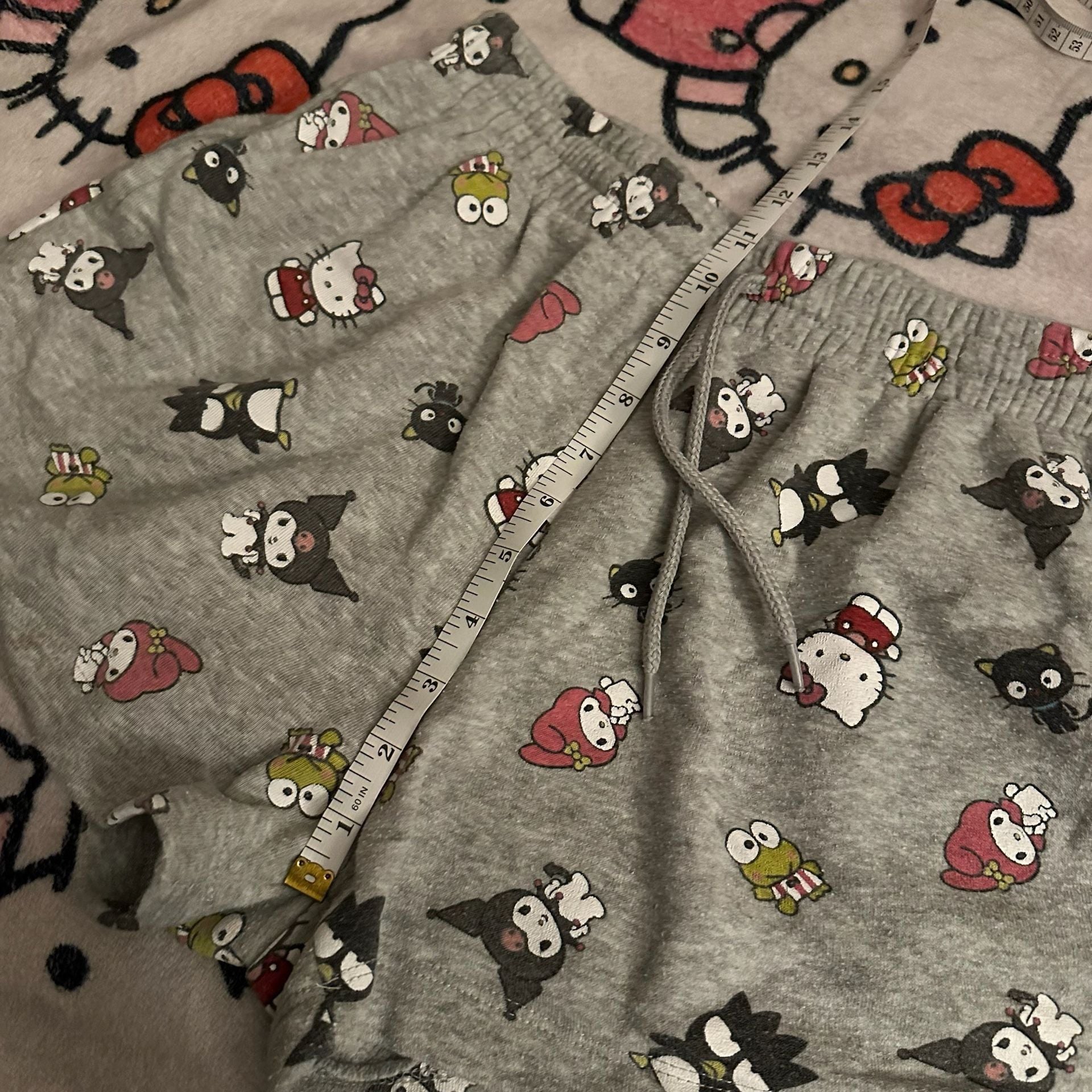 Sanrio Hello Kitty and Friends All-Over Print Gray Sweat Shorts 5