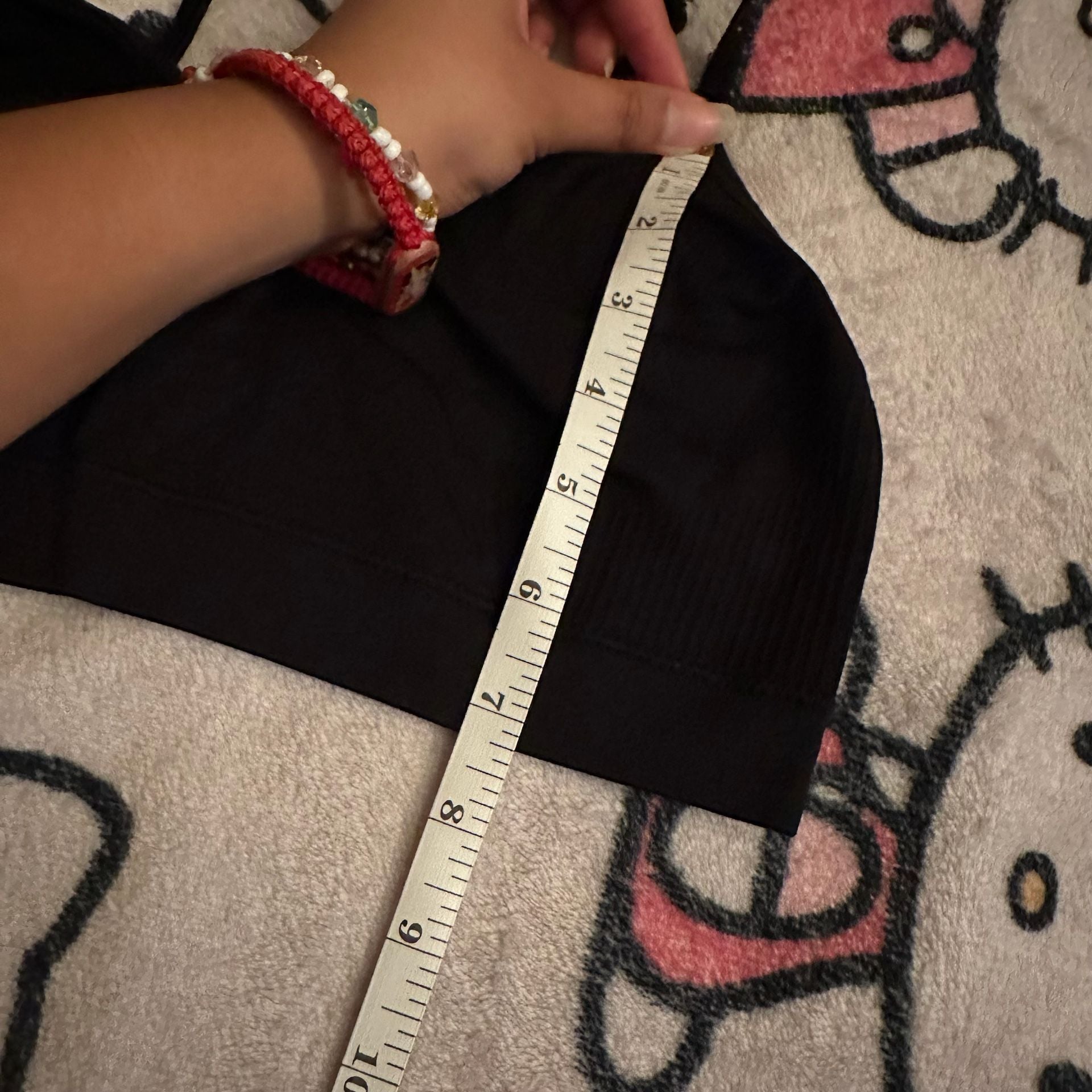Black Seamless V-Neck Bralette with Adjustable Straps 5