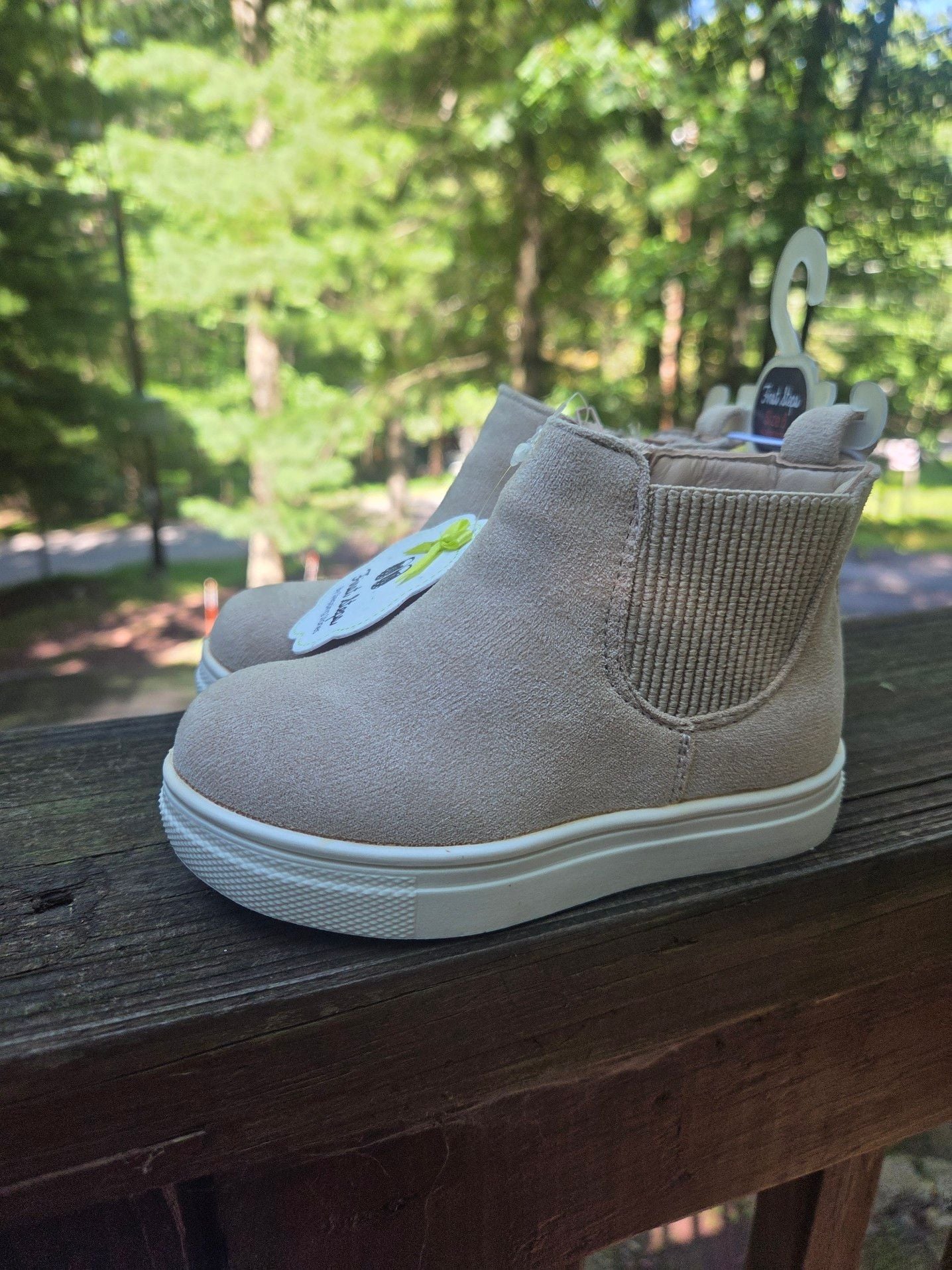 Product thumbnail 4