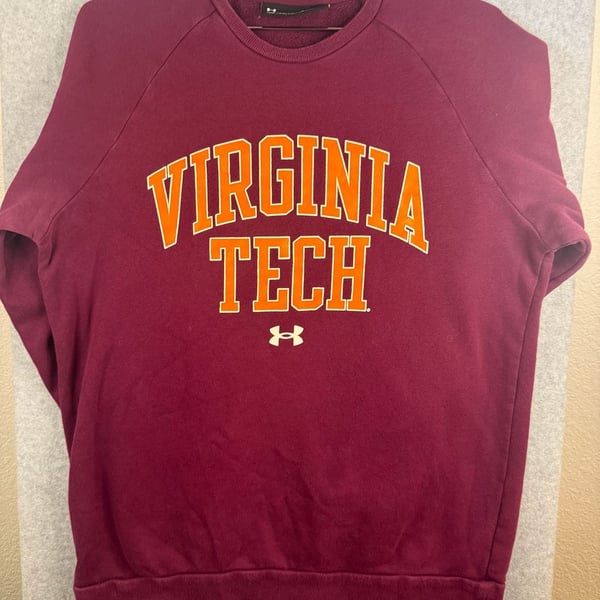Under Armour Virginia Tech Hokies Maroon Crewneck Sweatshirt Medium