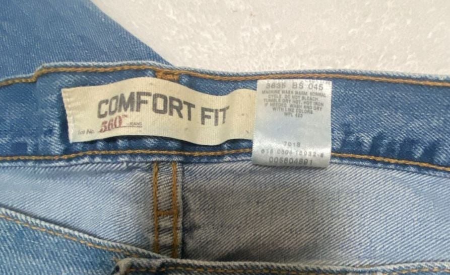 Levi's 560 Comfort Fit Jeans - Size W36 L30 - Medium Wash - Blue Denim - 500 Series - 560™ - Made in Colombia 7