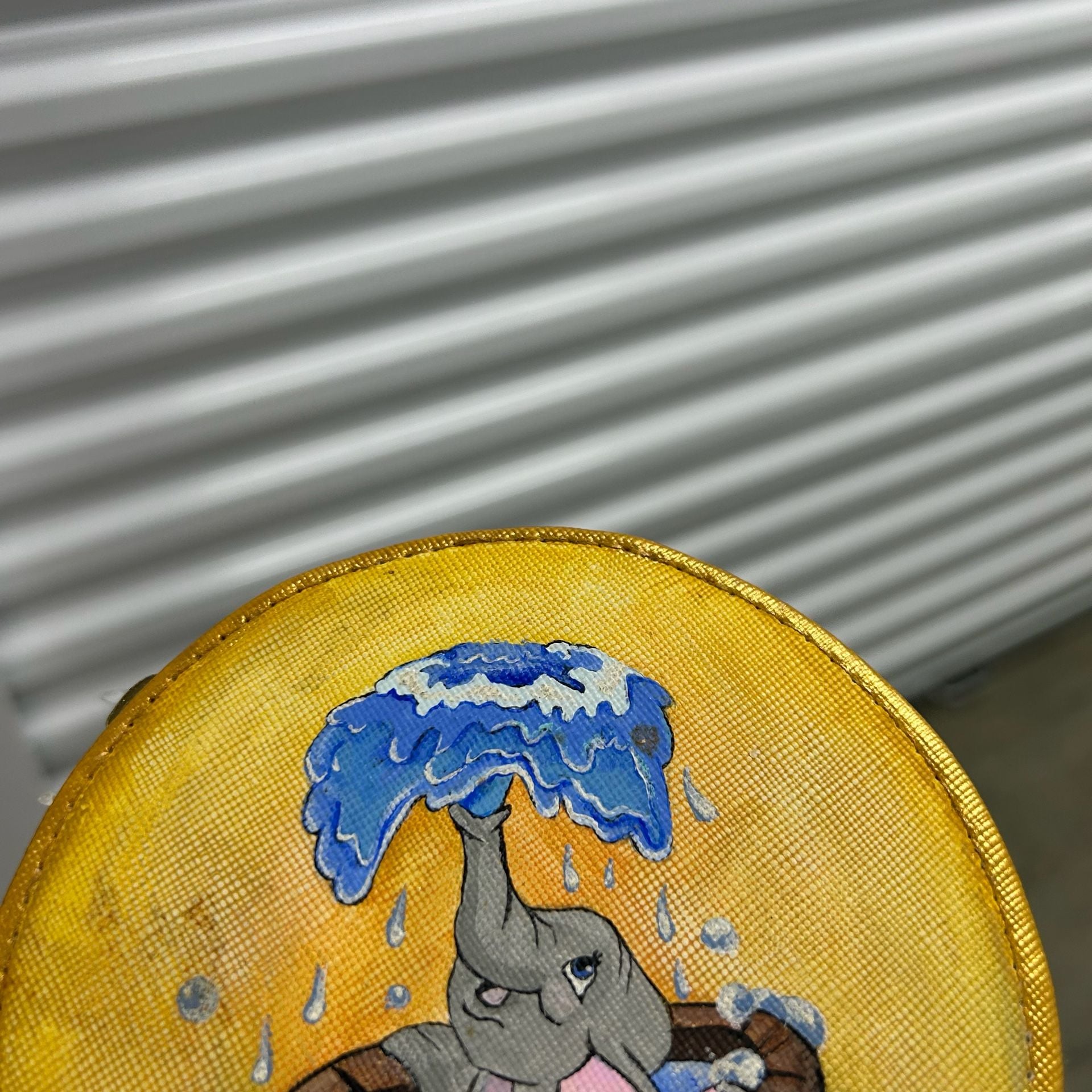 Disney Hand Painted Dumbo in Bathtub Round Zipper Bag 7
