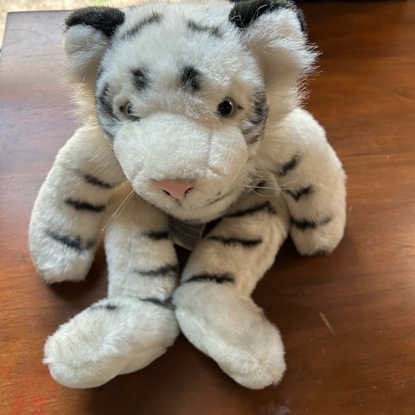 Build-A-Bear Workshop White Tiger Stuffed Animal Plush With Tags