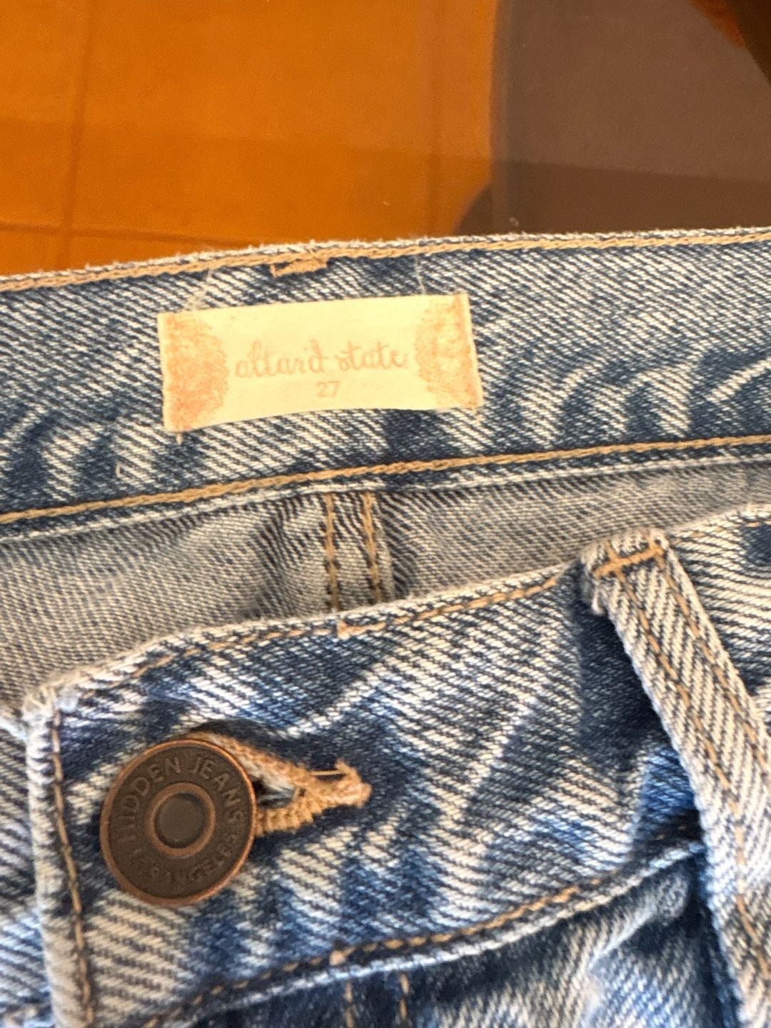 Altard State Hidden Jeans Los Angeles Distressed Straight Leg Light Wash Jeans Size 27 5