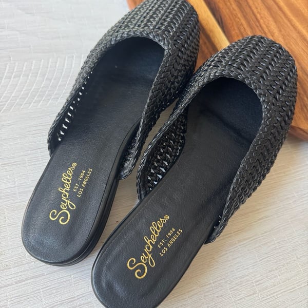 Seychelles Black Woven Mule Slide Sandals Size 9.5