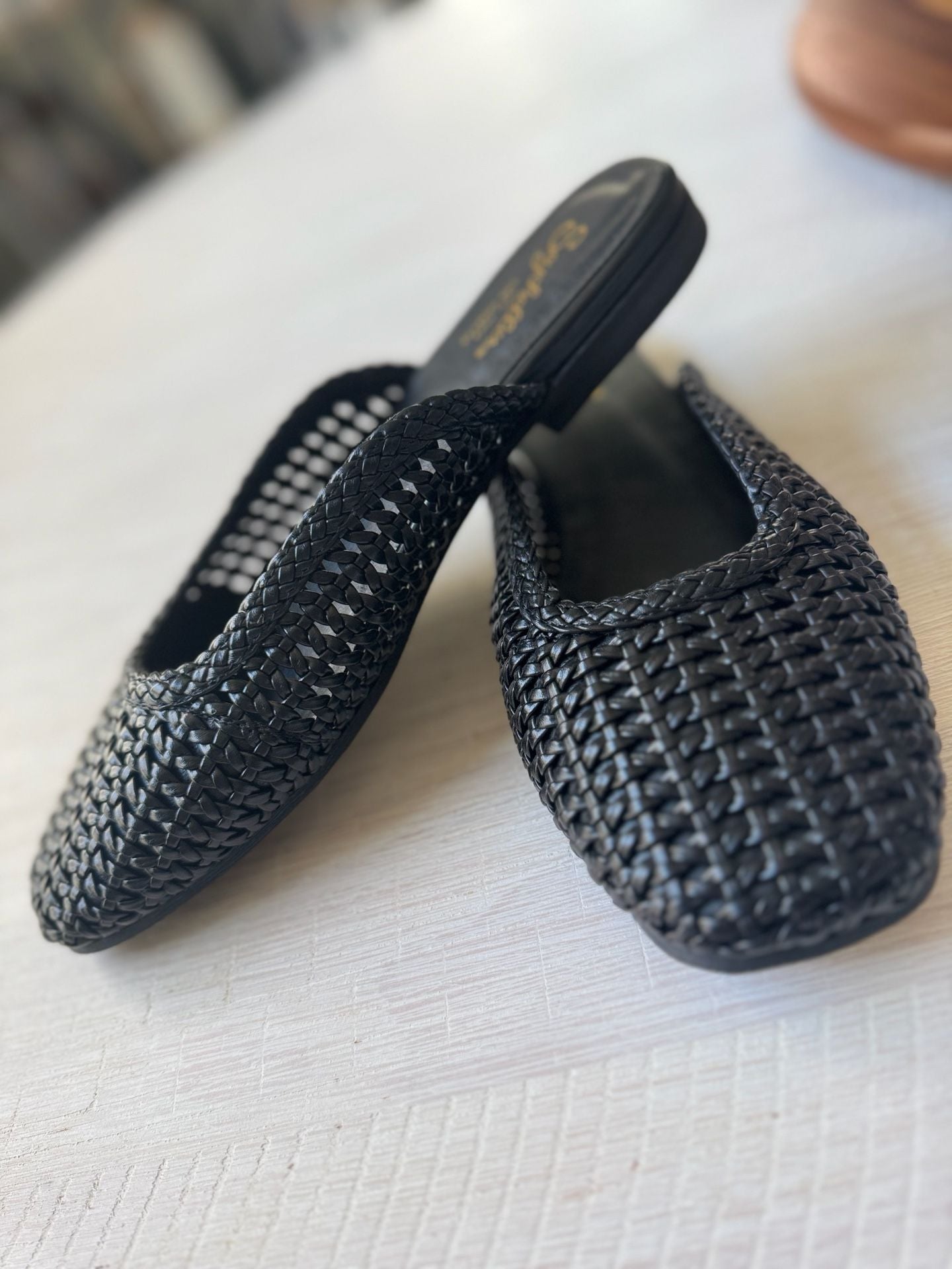 Seychelles Black Woven Mule Slide Sandals Size 9.5 5