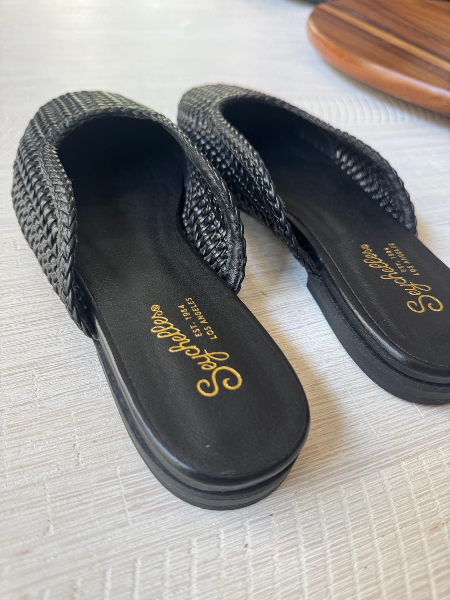 Seychelles Black Woven Mule Slide Sandals Size 9.5 7