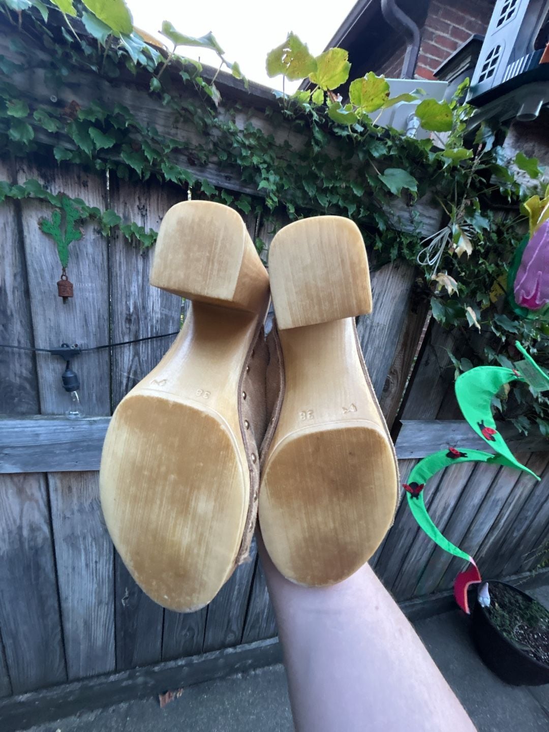 Anthropologie Tan Suede Leather Wood Platform Studded Clog Mules Size 7.5/8 5