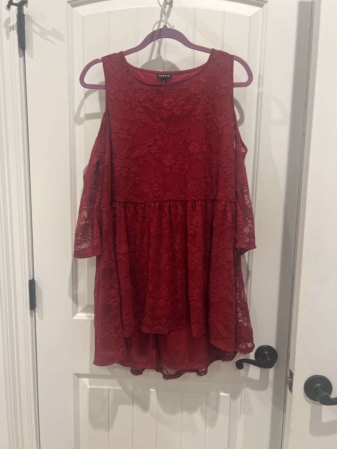 Torrid Red Stretch Lace Cold Shoulder Babydoll Blouse Size 1 2